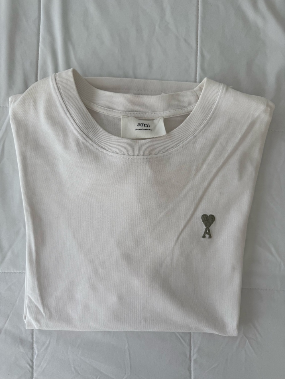 Ami Paris T-shirt size Small